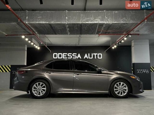 Сірий Тойота Камрі, об'ємом двигуна 2.49 л та пробігом 58 тис. км за 18800 $, фото 7 на Automoto.ua