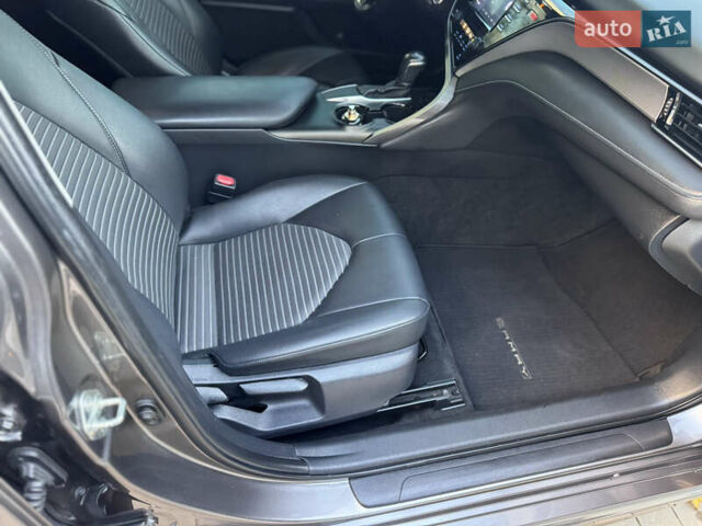 Сірий Тойота Камрі, об'ємом двигуна 2.49 л та пробігом 137 тис. км за 18700 $, фото 69 на Automoto.ua