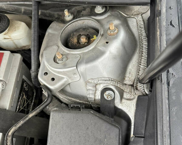 Сірий Тойота Камрі, об'ємом двигуна 2.49 л та пробігом 177 тис. км за 21500 $, фото 9 на Automoto.ua