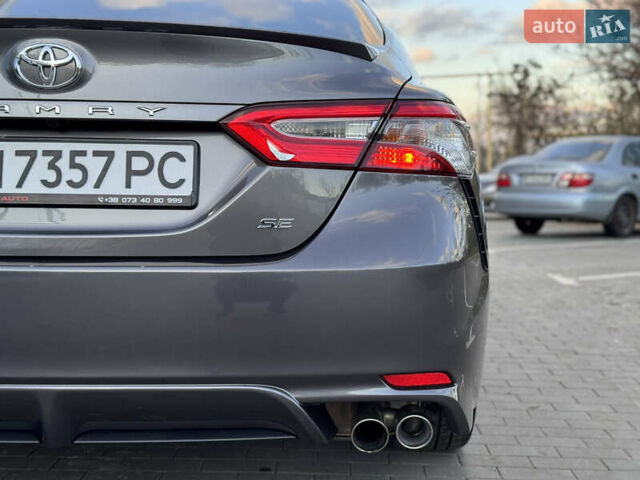 Сірий Тойота Камрі, об'ємом двигуна 2.49 л та пробігом 137 тис. км за 18700 $, фото 40 на Automoto.ua