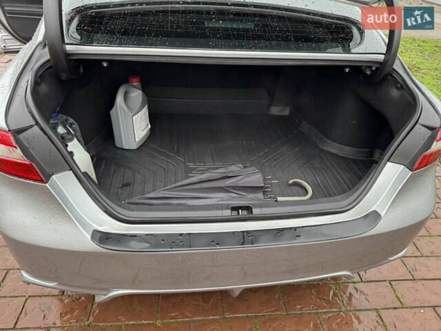 Сірий Тойота Камрі, об'ємом двигуна 2.49 л та пробігом 177 тис. км за 21500 $, фото 22 на Automoto.ua