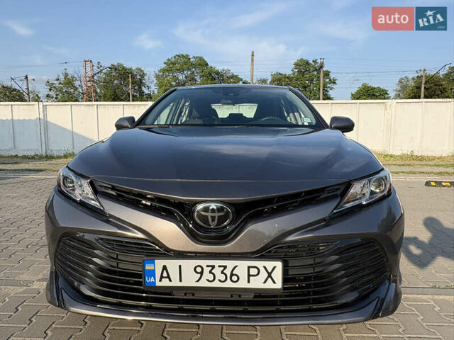 Серый Тойота Камри, объемом двигателя 2.49 л и пробегом 44 тыс. км за 22499 $, фото 1 на Automoto.ua