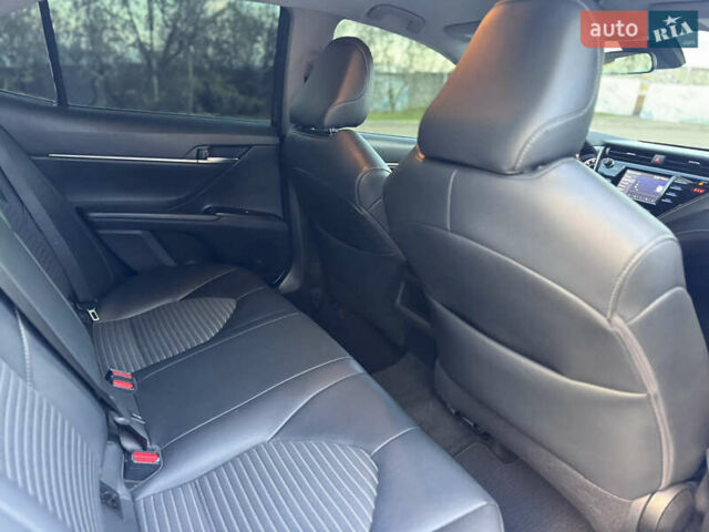 Сірий Тойота Камрі, об'ємом двигуна 2.49 л та пробігом 137 тис. км за 18700 $, фото 66 на Automoto.ua