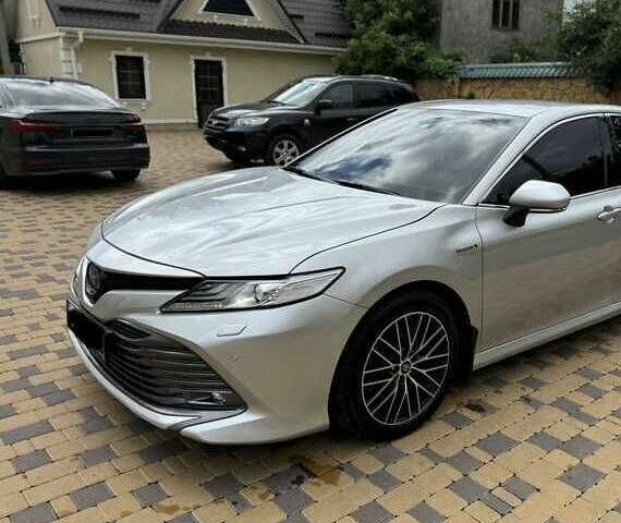 Серый Тойота Камри, объемом двигателя 2.5 л и пробегом 100 тыс. км за 18000 $, фото 3 на Automoto.ua