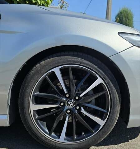 Серый Тойота Камри, объемом двигателя 3.5 л и пробегом 171 тыс. км за 22999 $, фото 18 на Automoto.ua