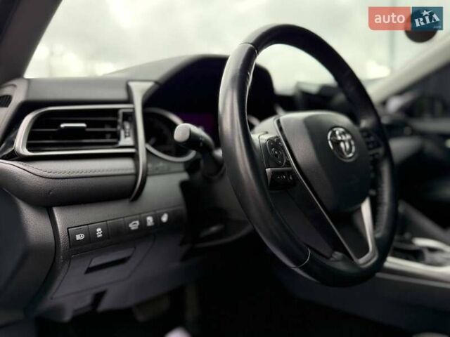 Серый Тойота Камри, объемом двигателя 2.49 л и пробегом 16 тыс. км за 26500 $, фото 12 на Automoto.ua