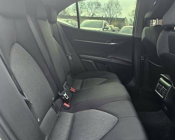 Серый Тойота Камри, объемом двигателя 2.49 л и пробегом 126 тыс. км за 23000 $, фото 21 на Automoto.ua