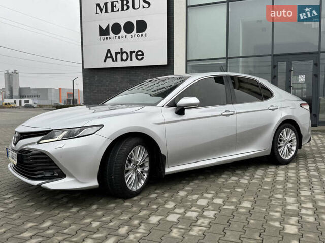 Сірий Тойота Камрі, об'ємом двигуна 2.49 л та пробігом 96 тис. км за 21000 $, фото 1 на Automoto.ua