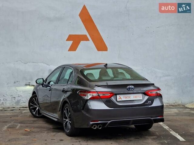 Тойота Камри 2020 в Одессе на Automoto.ua Серый Тойота Камри, объемом двигателя 2.49 л и пробегом 129 тыс. км за 27990 $, фото 24 на Automoto.ua