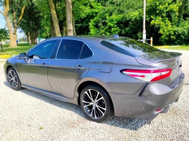 Серый Тойота Камри, объемом двигателя 2.5 л и пробегом 48 тыс. км за 16000 $, фото 5 на Automoto.ua