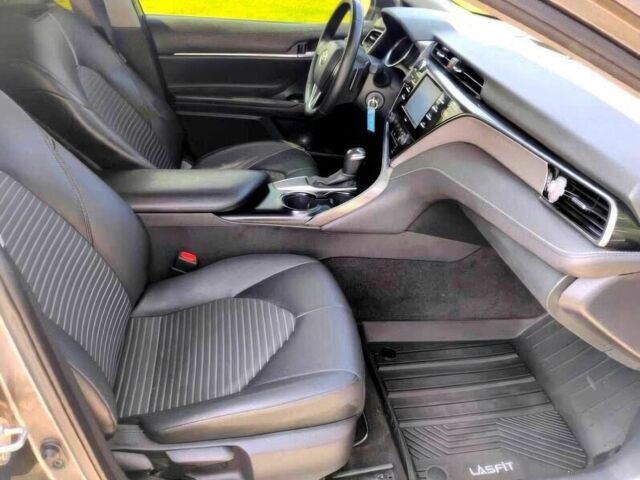 Серый Тойота Камри, объемом двигателя 2.5 л и пробегом 48 тыс. км за 16000 $, фото 8 на Automoto.ua