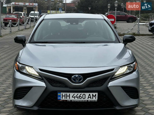 Серый Тойота Камри, объемом двигателя 2.49 л и пробегом 158 тыс. км за 25000 $, фото 1 на Automoto.ua