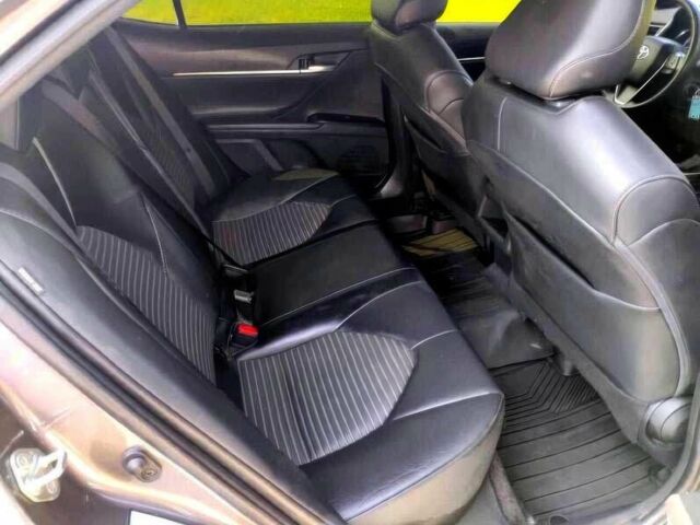 Серый Тойота Камри, объемом двигателя 2.5 л и пробегом 48 тыс. км за 16000 $, фото 9 на Automoto.ua