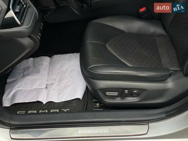 Серый Тойота Камри, объемом двигателя 2.49 л и пробегом 81 тыс. км за 26990 $, фото 24 на Automoto.ua