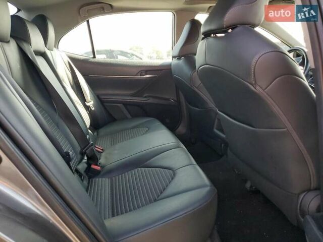 Серый Тойота Камри, объемом двигателя 2.49 л и пробегом 78 тыс. км за 5700 $, фото 9 на Automoto.ua