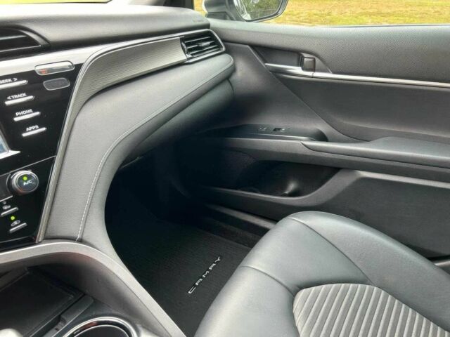 Сірий Тойота Камрі, об'ємом двигуна 2.5 л та пробігом 50 тис. км за 21000 $, фото 10 на Automoto.ua