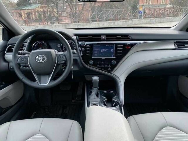 Тойота Камри 2020 в Киеве на Automoto.ua Серый Тойота Камри, объемом двигателя 2.5 л и пробегом 72 тыс. км за 17000 $, фото 6 на Automoto.ua