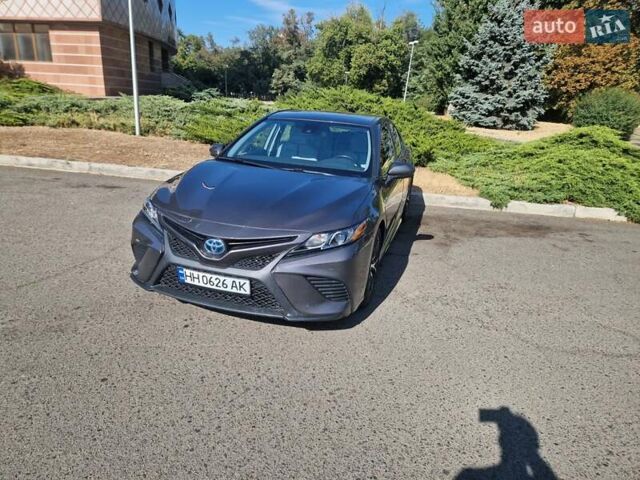 Серый Тойота Камри, объемом двигателя 2.49 л и пробегом 129 тыс. км за 29700 $, фото 8 на Automoto.ua