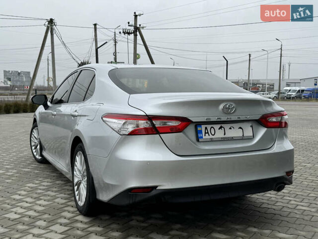 Сірий Тойота Камрі, об'ємом двигуна 2.49 л та пробігом 96 тис. км за 21000 $, фото 7 на Automoto.ua