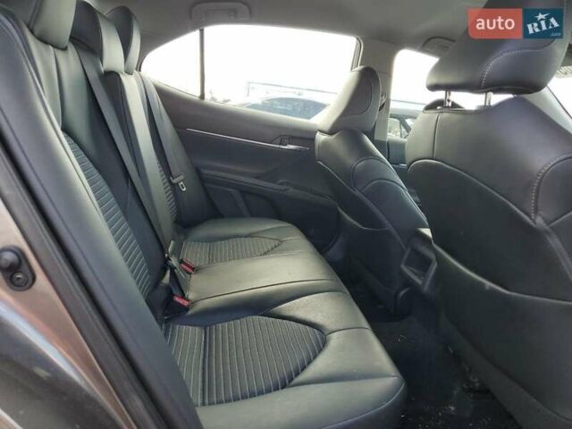 Серый Тойота Камри, объемом двигателя 2.49 л и пробегом 77 тыс. км за 6200 $, фото 9 на Automoto.ua