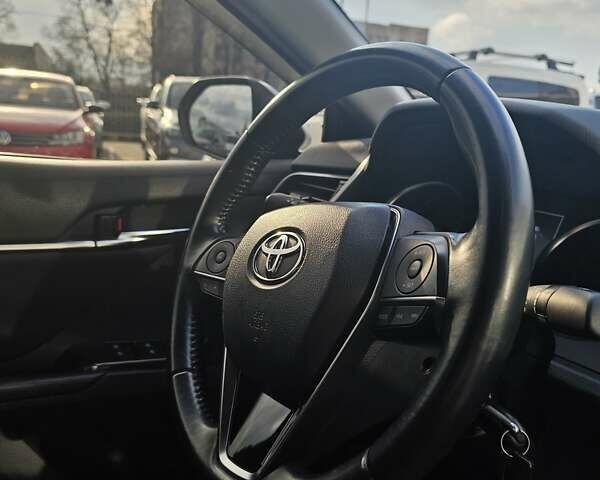 Серый Тойота Камри, объемом двигателя 2.49 л и пробегом 126 тыс. км за 23000 $, фото 13 на Automoto.ua