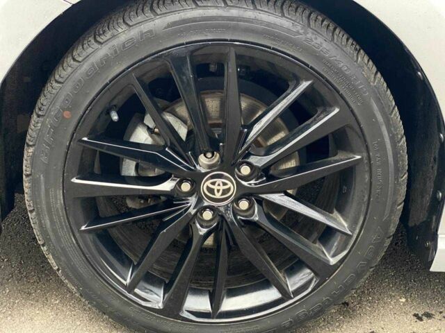 Сірий Тойота Камрі, об'ємом двигуна 2.5 л та пробігом 81 тис. км за 26990 $, фото 1 на Automoto.ua