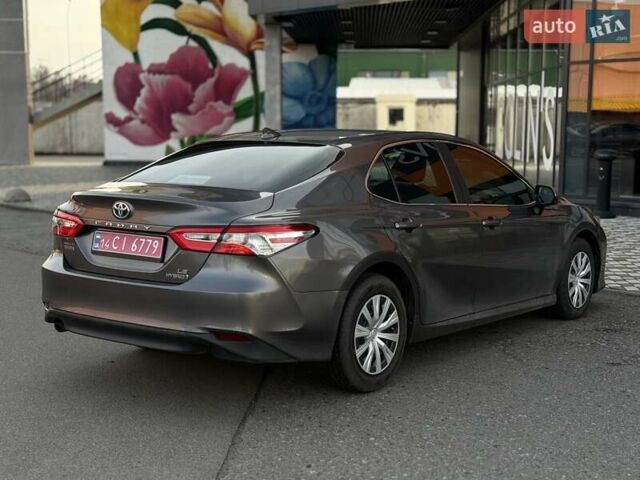 Серый Тойота Камри, объемом двигателя 2.49 л и пробегом 56 тыс. км за 23990 $, фото 5 на Automoto.ua