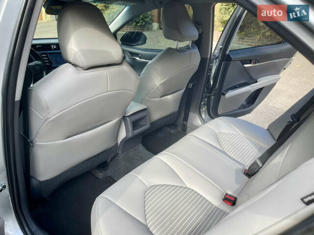 Серый Тойота Камри, объемом двигателя 2.49 л и пробегом 138 тыс. км за 23999 $, фото 35 на Automoto.ua