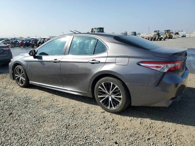 Серый Тойота Камри, объемом двигателя 2.5 л и пробегом 48 тыс. км за 5600 $, фото 1 на Automoto.ua