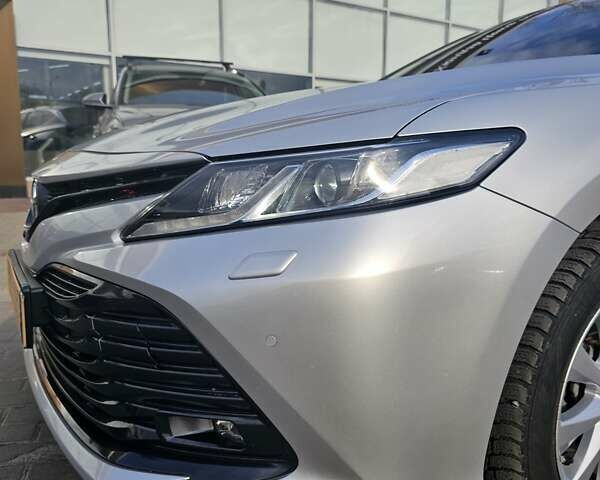 Серый Тойота Камри, объемом двигателя 2.49 л и пробегом 126 тыс. км за 23000 $, фото 6 на Automoto.ua