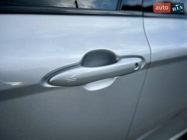 Серый Тойота Камри, объемом двигателя 2.49 л и пробегом 138 тыс. км за 23999 $, фото 19 на Automoto.ua