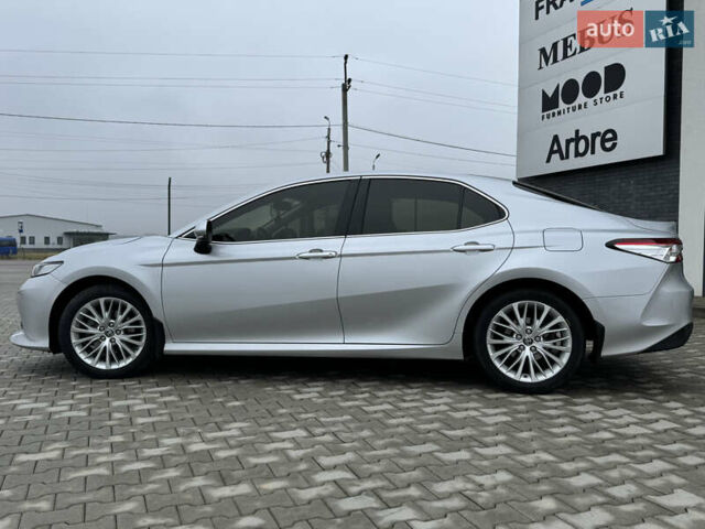 Сірий Тойота Камрі, об'ємом двигуна 2.49 л та пробігом 96 тис. км за 21000 $, фото 3 на Automoto.ua