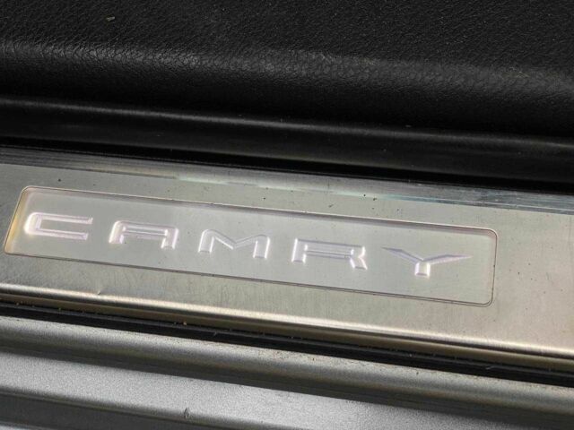 Сірий Тойота Камрі, об'ємом двигуна 2.5 л та пробігом 81 тис. км за 26990 $, фото 13 на Automoto.ua