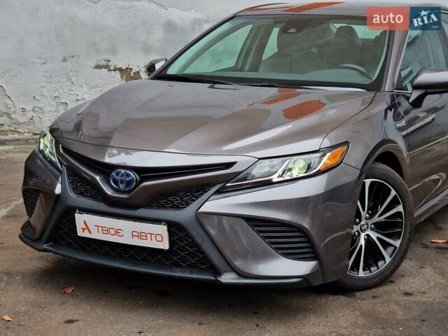 Тойота Камри 2020 в Одессе на Automoto.ua Серый Тойота Камри, объемом двигателя 2.49 л и пробегом 129 тыс. км за 27990 $, фото 11 на Automoto.ua