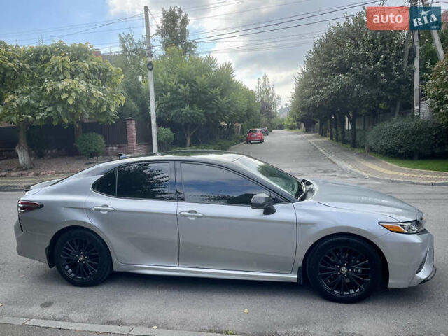 Серый Тойота Камри, объемом двигателя 2.49 л и пробегом 138 тыс. км за 23999 $, фото 11 на Automoto.ua