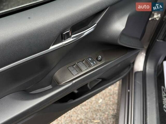 Серый Тойота Камри, объемом двигателя 2.49 л и пробегом 16 тыс. км за 26500 $, фото 9 на Automoto.ua