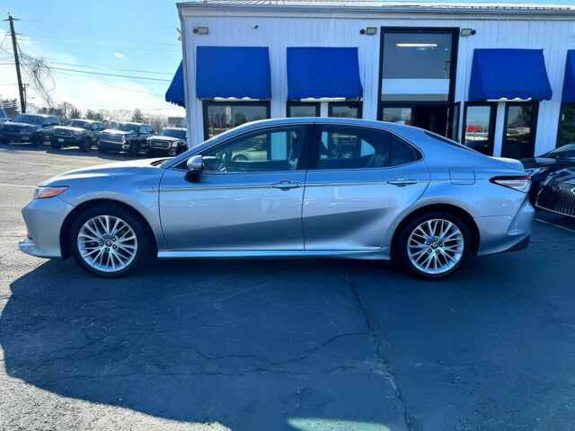 Серый Тойота Камри, объемом двигателя 2.5 л и пробегом 49 тыс. км за 14000 $, фото 2 на Automoto.ua