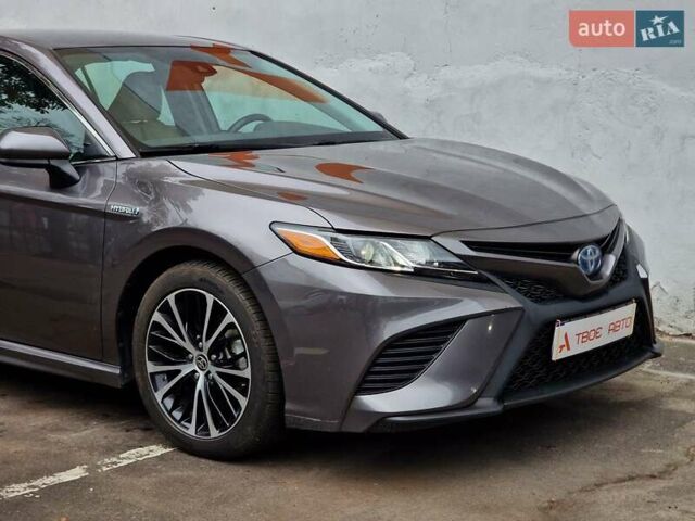 Тойота Камри 2020 в Одессе на Automoto.ua Серый Тойота Камри, объемом двигателя 2.49 л и пробегом 129 тыс. км за 27990 $, фото 20 на Automoto.ua
