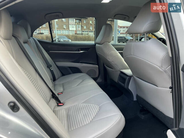 Серый Тойота Камри, объемом двигателя 2.49 л и пробегом 138 тыс. км за 22999 $, фото 33 на Automoto.ua