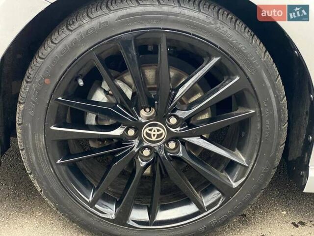 Серый Тойота Камри, объемом двигателя 2.49 л и пробегом 81 тыс. км за 26990 $, фото 4 на Automoto.ua