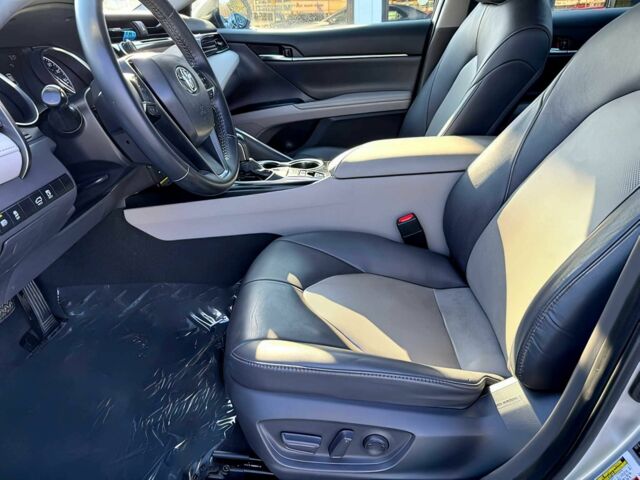 Серый Тойота Камри, объемом двигателя 2.5 л и пробегом 49 тыс. км за 14000 $, фото 8 на Automoto.ua