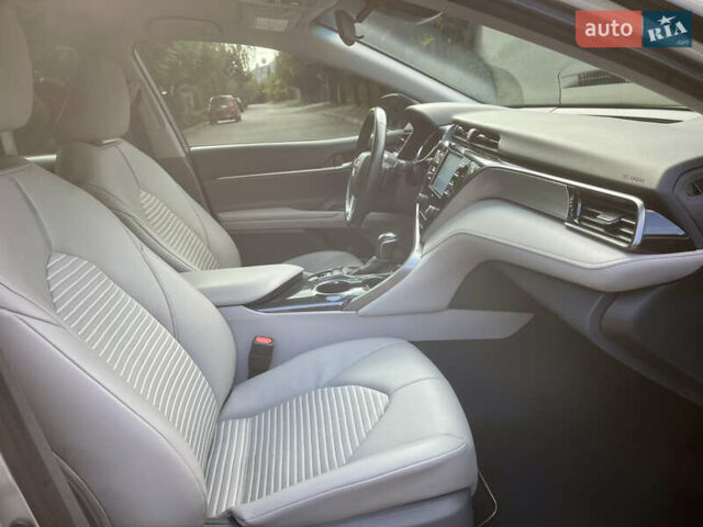 Серый Тойота Камри, объемом двигателя 2.49 л и пробегом 138 тыс. км за 23999 $, фото 31 на Automoto.ua