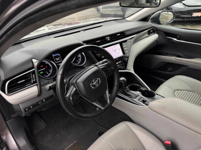 Серый Тойота Камри, объемом двигателя 2.5 л и пробегом 148 тыс. км за 19900 $, фото 4 на Automoto.ua