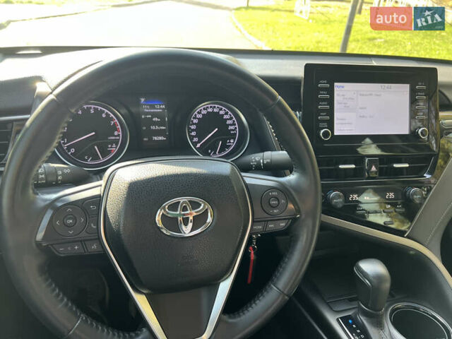 Тойота Камри 2021 в Киеве на Automoto.ua Серый Тойота Камри, объемом двигателя 2.49 л и пробегом 78 тыс. км за 25500 $, фото 23 на Automoto.ua