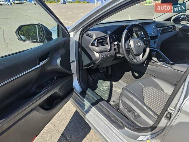Сірий Тойота Камрі, об'ємом двигуна 2.49 л та пробігом 90 тис. км за 24500 $, фото 20 на Automoto.ua