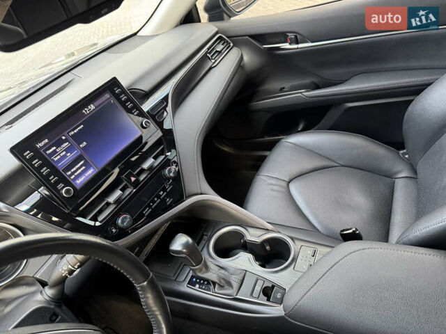 Сірий Тойота Камрі, об'ємом двигуна 2.49 л та пробігом 110 тис. км за 30000 $, фото 13 на Automoto.ua