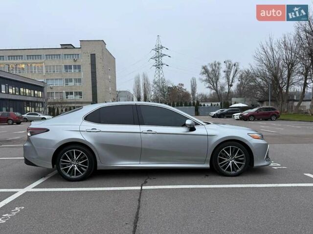 Серый Тойота Камри, объемом двигателя 2.49 л и пробегом 51 тыс. км за 29000 $, фото 6 на Automoto.ua