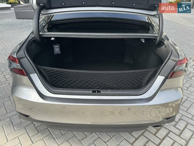 Сірий Тойота Камрі, об'ємом двигуна 2.49 л та пробігом 110 тис. км за 30000 $, фото 23 на Automoto.ua