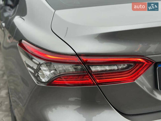 Серый Тойота Камри, объемом двигателя 2.49 л и пробегом 90 тыс. км за 30999 $, фото 61 на Automoto.ua