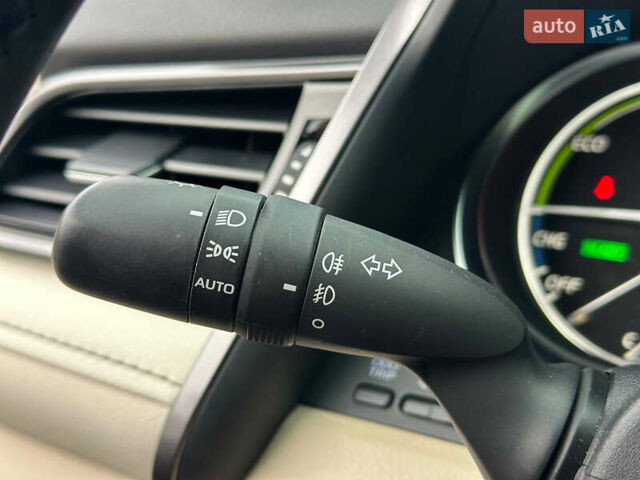 Серый Тойота Камри, объемом двигателя 2.49 л и пробегом 90 тыс. км за 30999 $, фото 45 на Automoto.ua